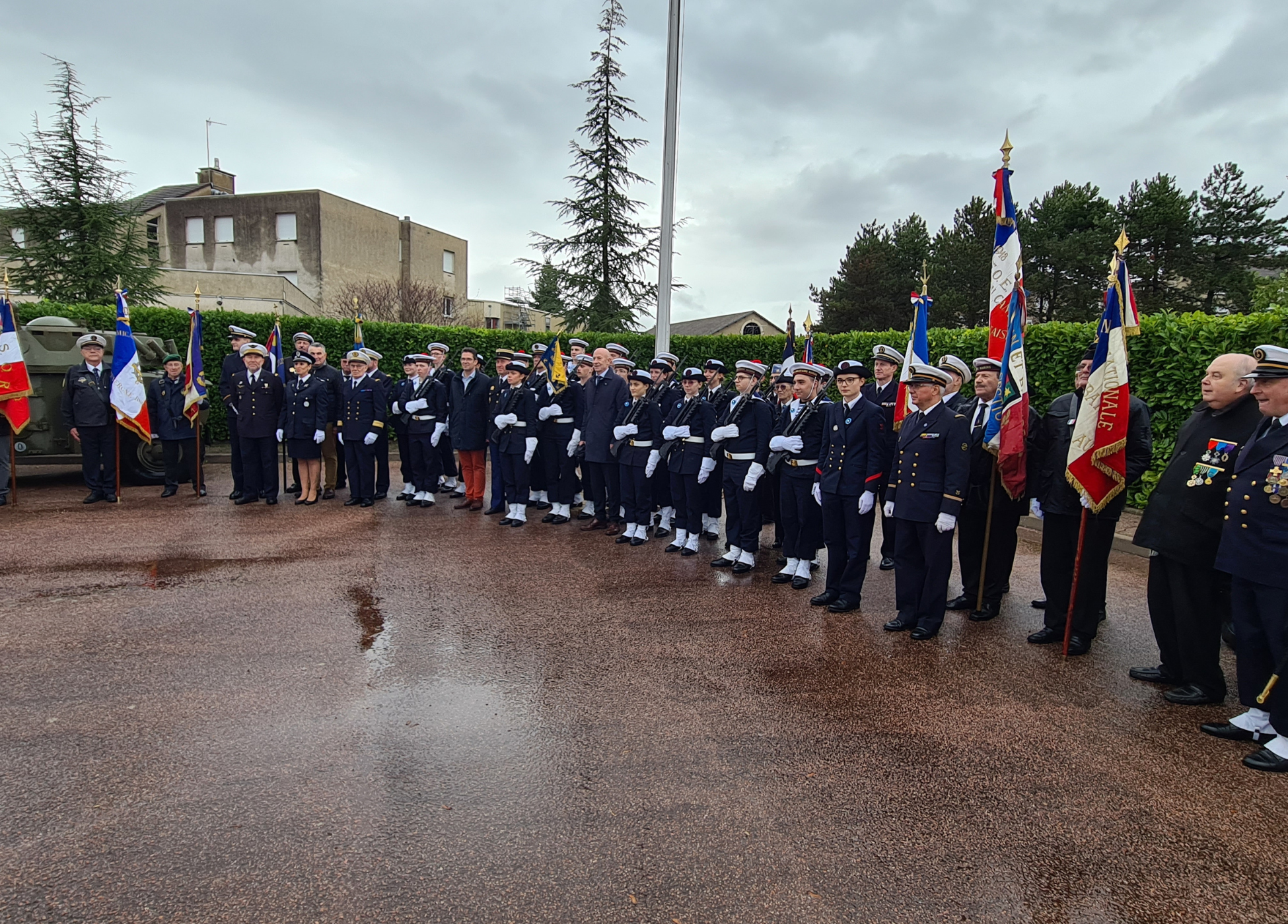 Lire la suite à propos de l’article CEREMONIE DE PRESENTATION AU FANION DE LA PMM BEAUNE