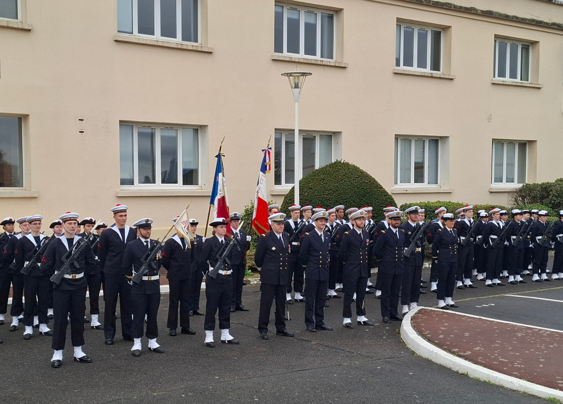 Lire la suite à propos de l’article REMISE DE FANION À LA PMM     « RICHELIEU »