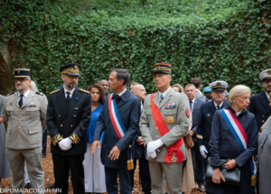 CEREMONIE AU MONT VALERIEN