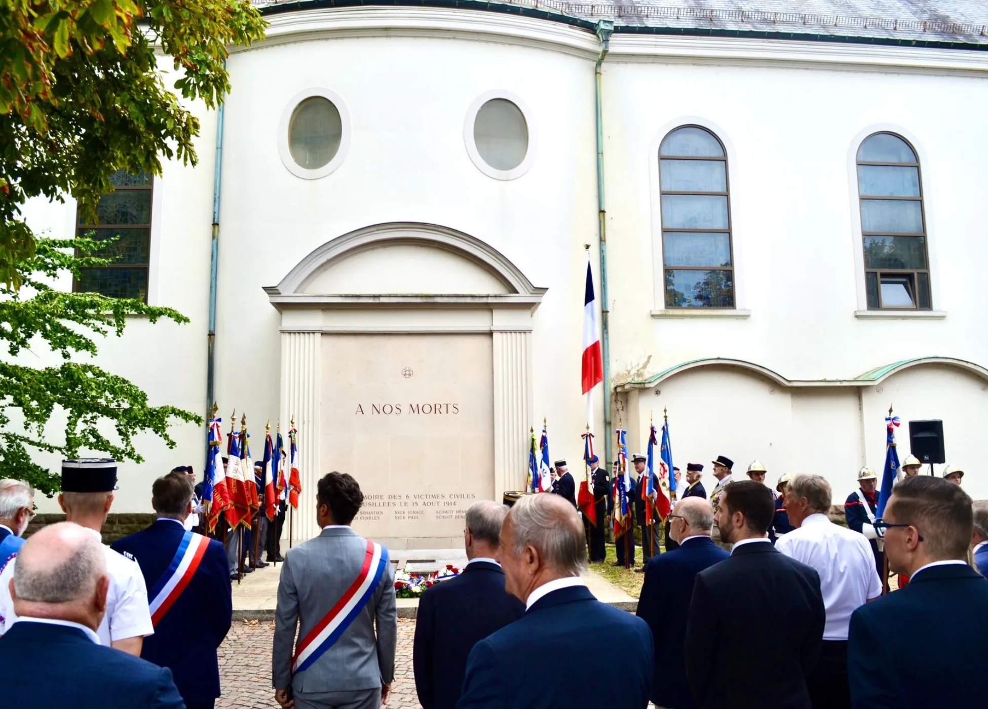 Lire la suite à propos de l’article A LA MEMOIRE DES SIX FUSILLES DE BOURTZWILLER